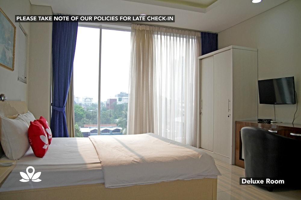 เกมัง อีเลเวน Hotel จาการ์ตา ภายนอก รูปภาพ