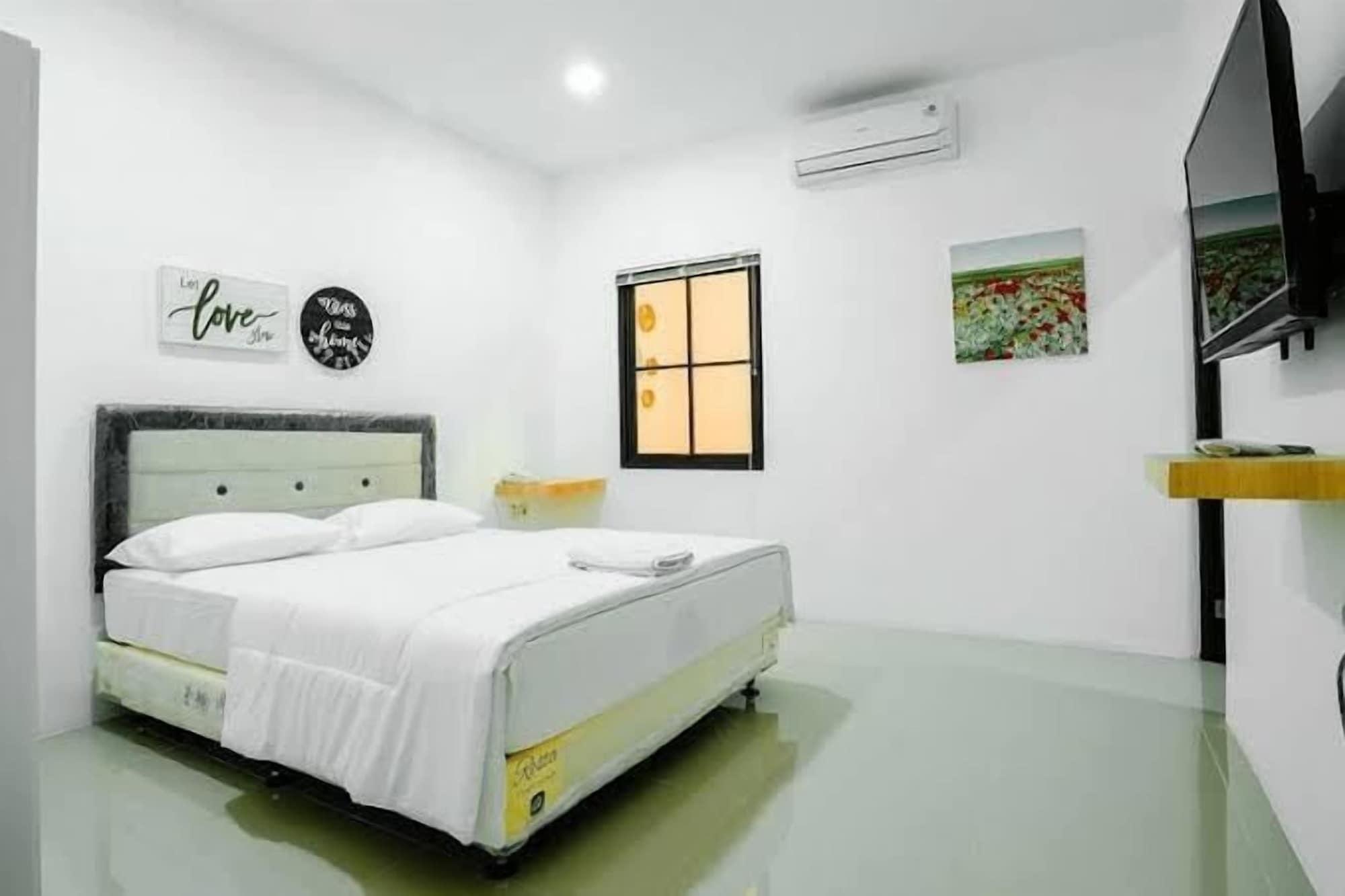 เกมัง อีเลเวน Hotel จาการ์ตา ภายนอก รูปภาพ