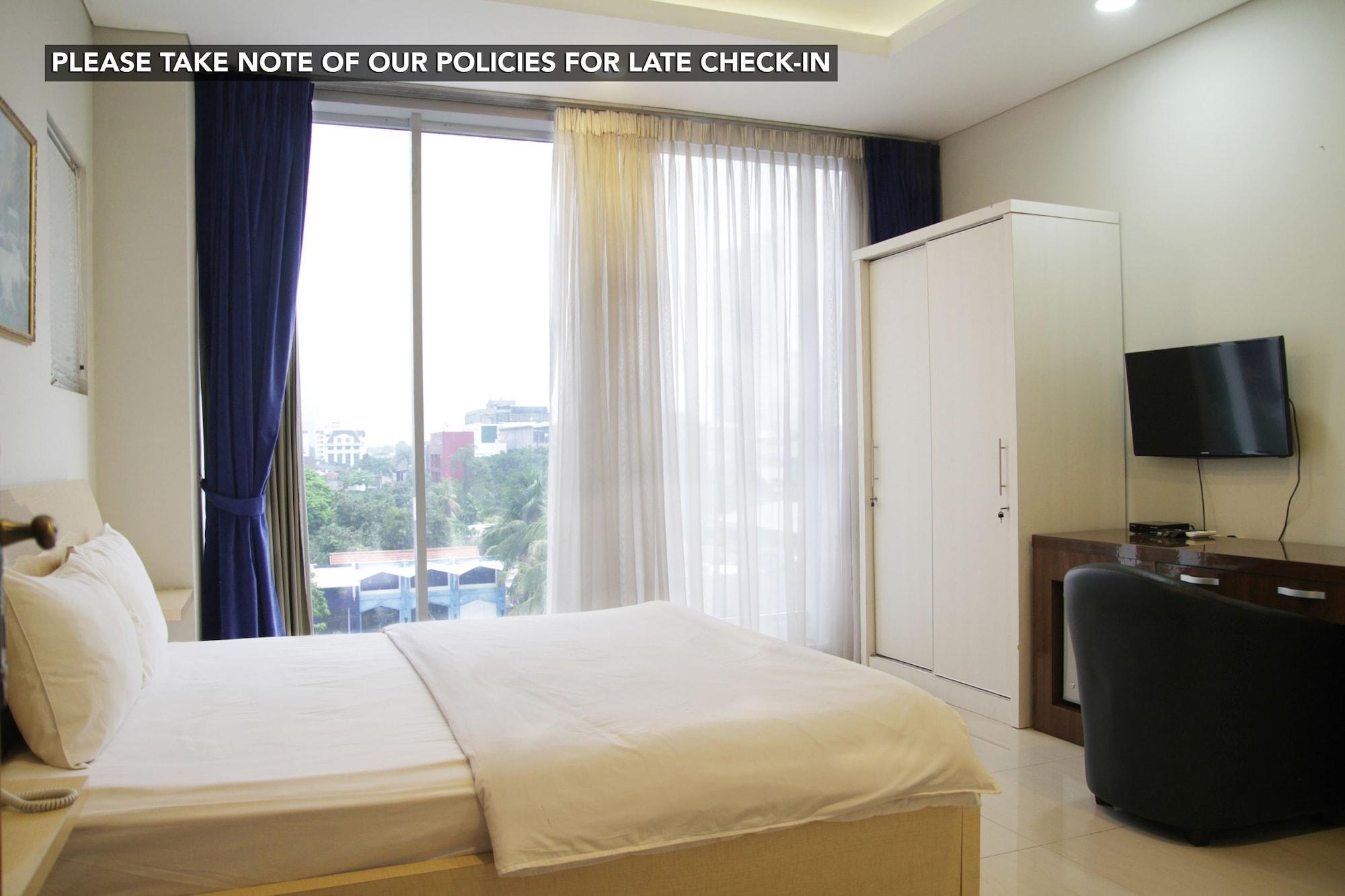 เกมัง อีเลเวน Hotel จาการ์ตา ภายนอก รูปภาพ