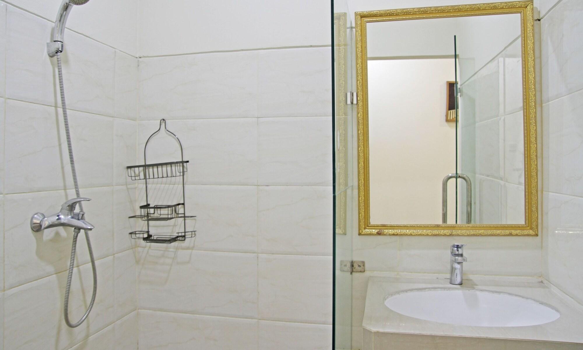 เกมัง อีเลเวน Hotel จาการ์ตา ภายนอก รูปภาพ