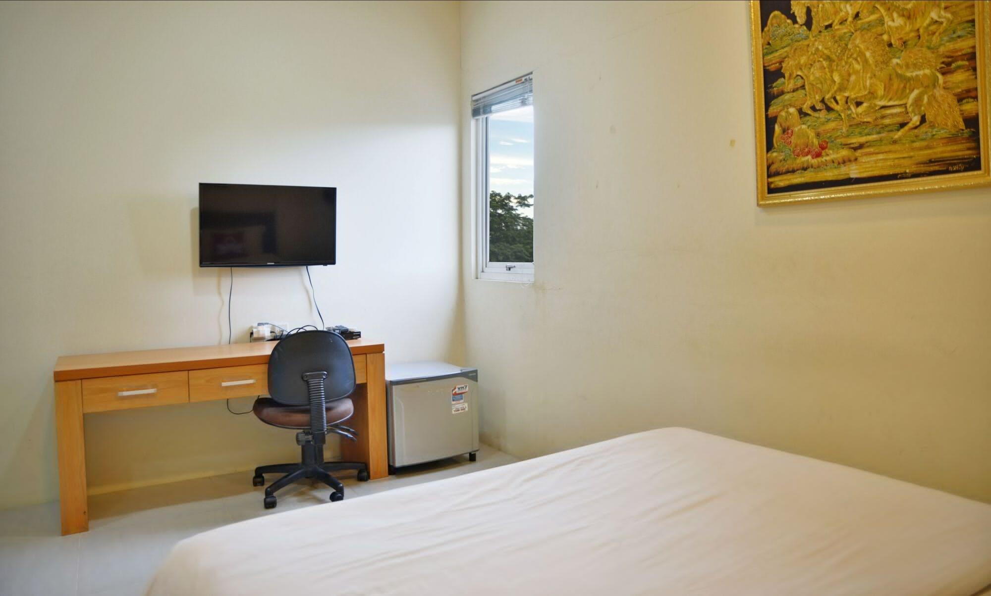 เกมัง อีเลเวน Hotel จาการ์ตา ภายนอก รูปภาพ