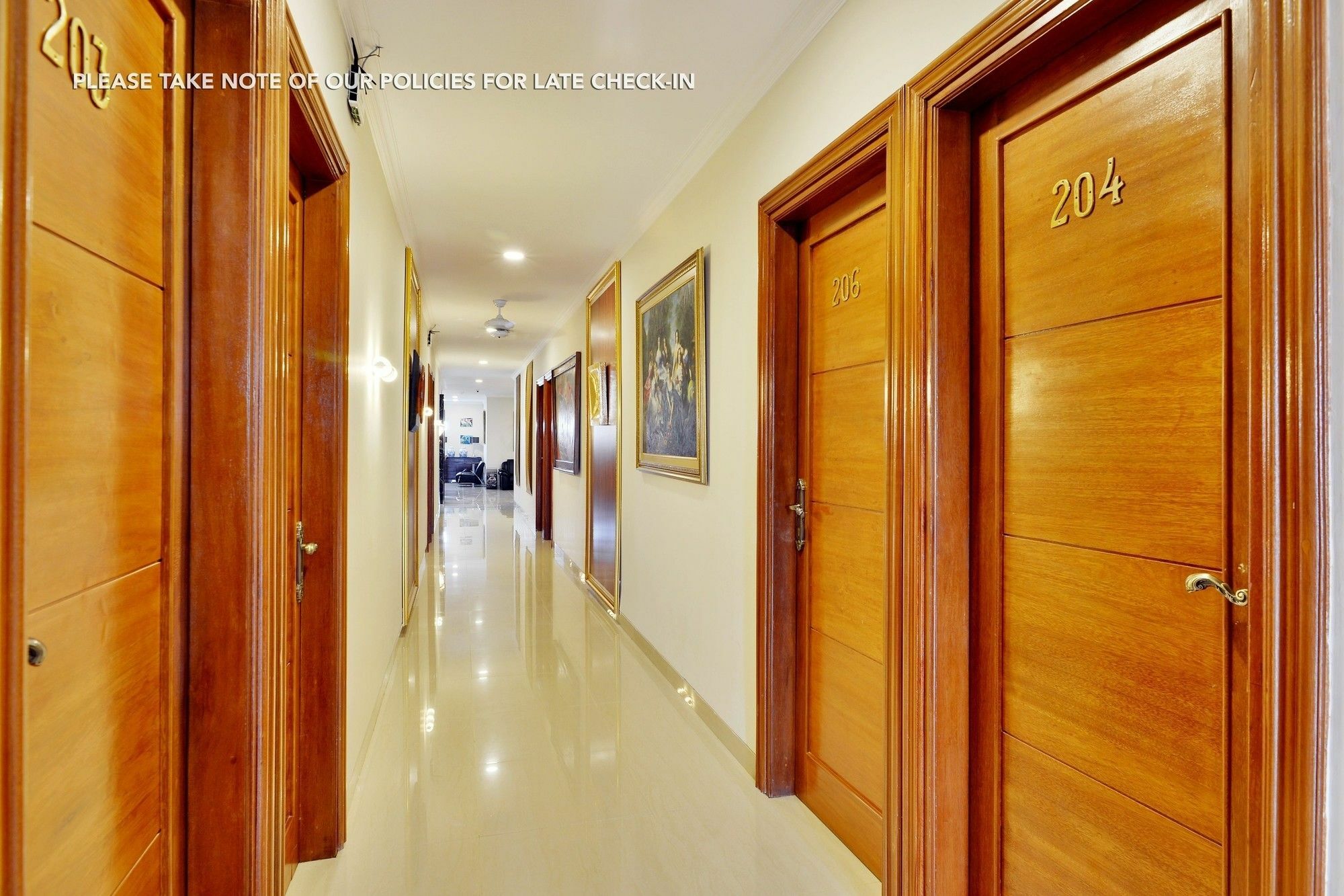 เกมัง อีเลเวน Hotel จาการ์ตา ภายนอก รูปภาพ